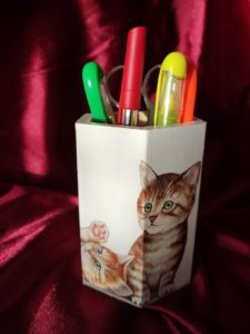 Pot à crayons CHATONS pour y ranger ses feutres, ciseaux, crayons de couleur